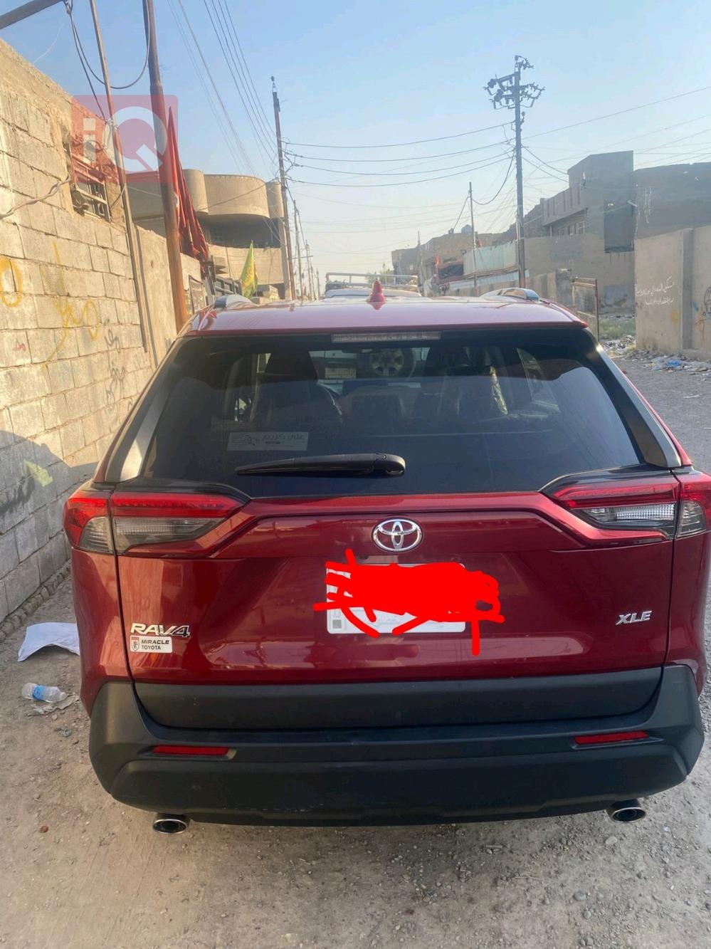 تۆیۆتا ڕاڤ 4